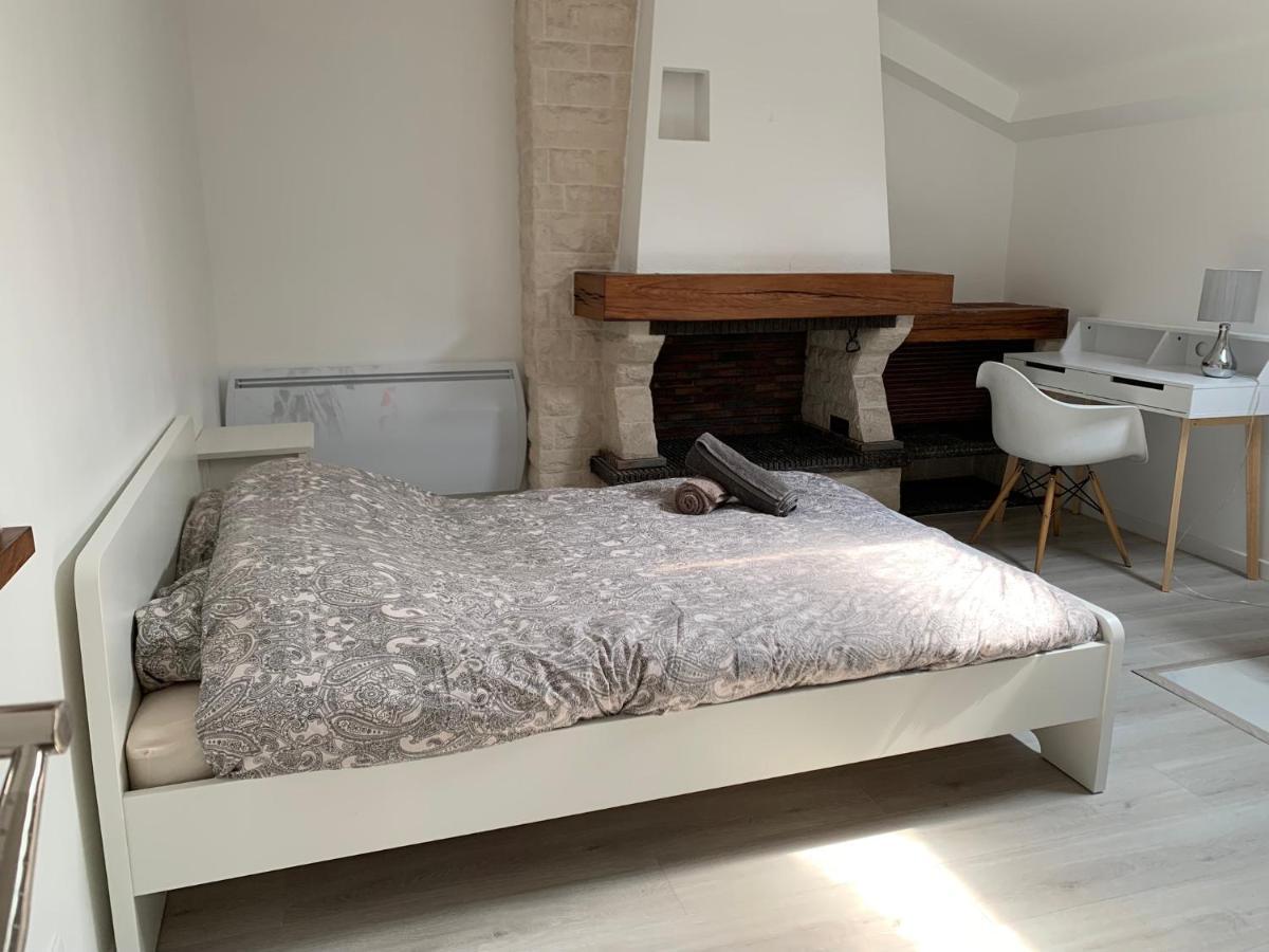 Studio 21M2 Equipe Et Meuble Centre Ville Massy Massy  Exterior foto